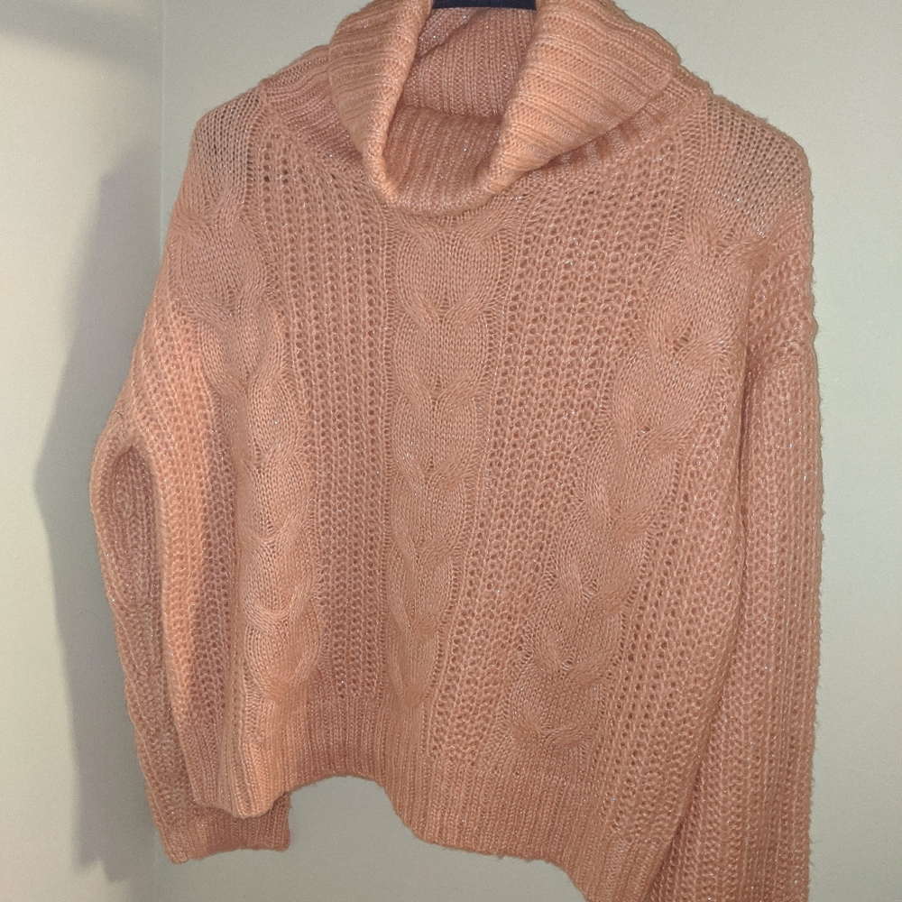 Women's Peach Chunky Knit Sweater, Size Medium